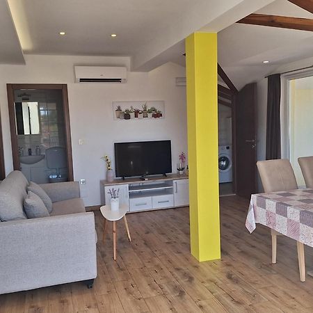 Apartments Sisevic - Comfort Apartments With Balconies And Sea View Slano Eksteriør bilde
