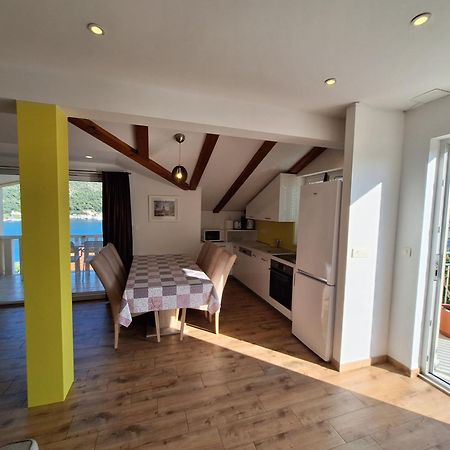Apartments Sisevic - Comfort Apartments With Balconies And Sea View Slano Eksteriør bilde