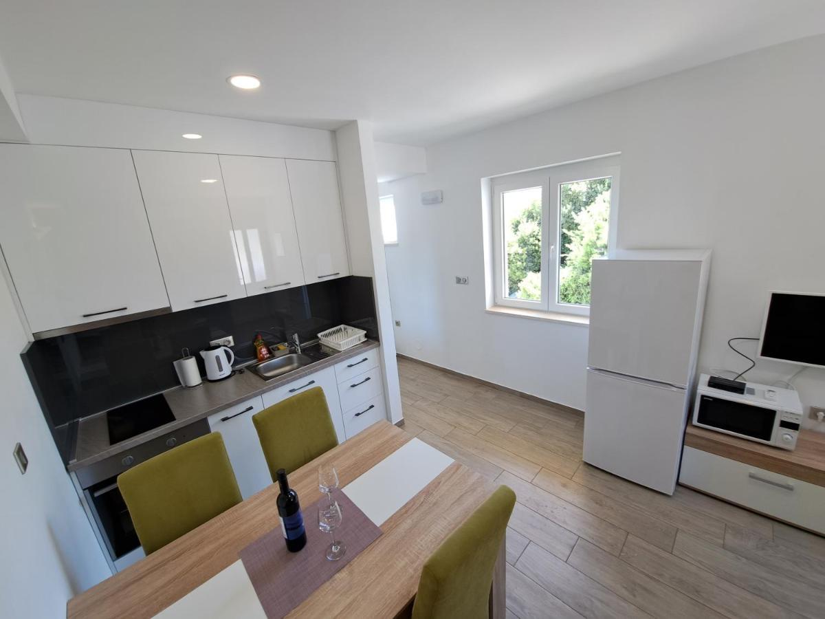 Apartments Sisevic - Comfort Apartments With Balconies And Sea View Slano Eksteriør bilde