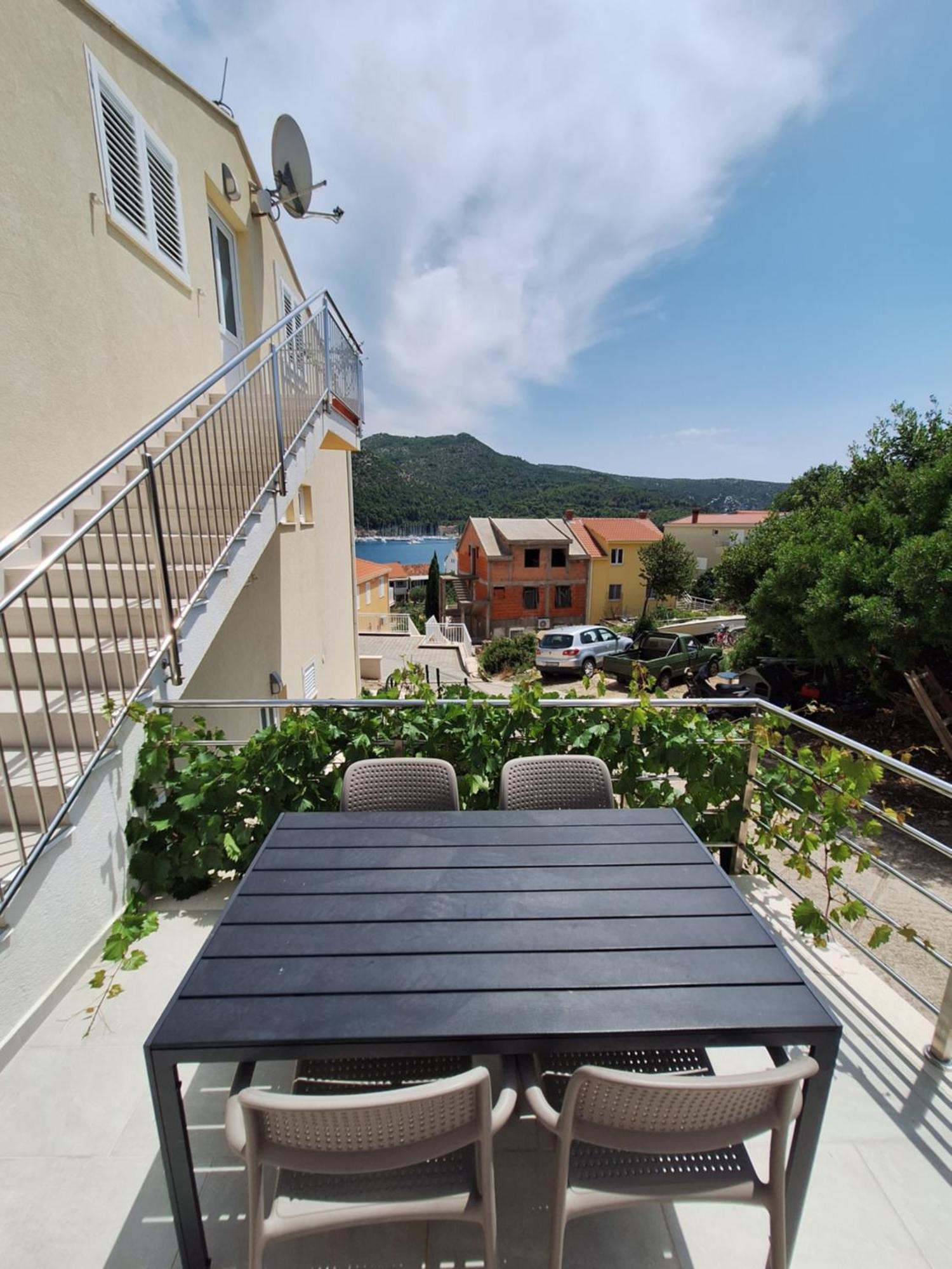 Apartments Sisevic - Comfort Apartments With Balconies And Sea View Slano Eksteriør bilde